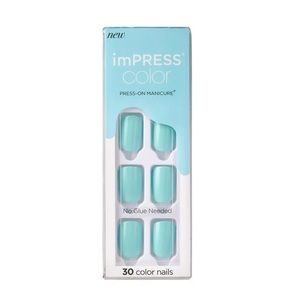 KISS press-on manicure